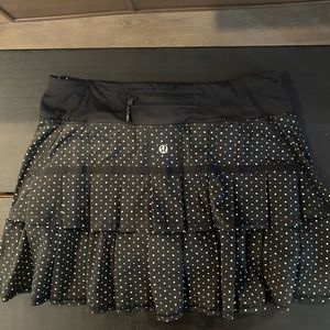 Lululemon tennis skirt!